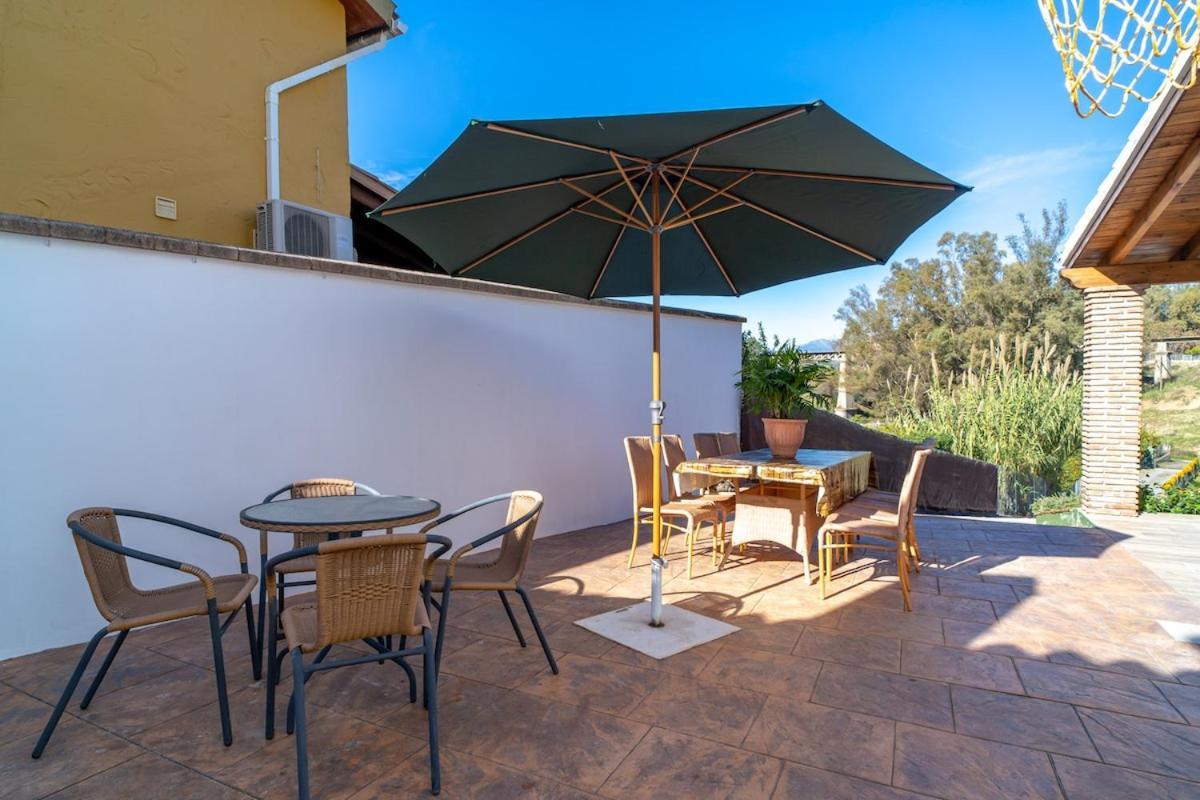 Casa Rural De Diseno Con Piscina Y Barbacoa Малага Екстериор снимка